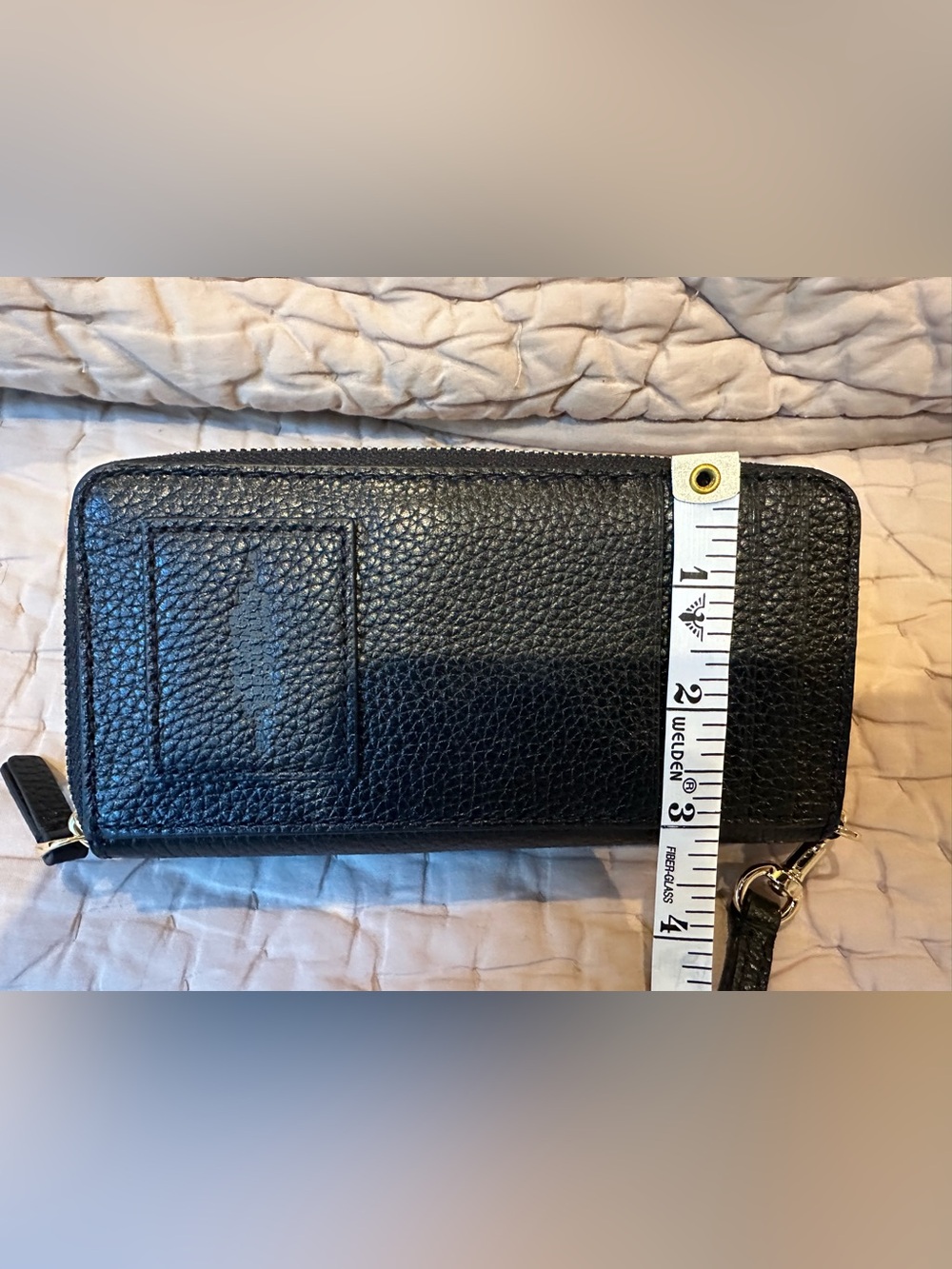 Marc Jacob’s shades case wristlet, black leather. Like new! - Picture 6 of 6
